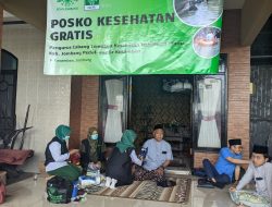 Ketua PCNU Jombang Kunjungi Posko Banjir Di Desa Jombok Kesamben