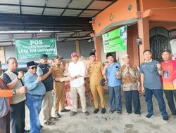 MWCNU Bandar Kedung Mulyo dan Kepala Desa Se Bandar Kedung Mulyo Salurkan Bantuan untuk Korban Banjir di Desa Jombok, Kecamatan Kesamben
