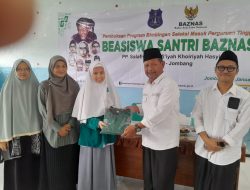 11 Santri Ponpes Seblak Terima Beasiswa Baznas Rl