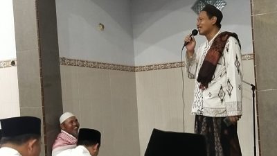 Perkuat Ukhuwah Islamiyah, MWC NU Bareng Gelar Tarawih Keliling