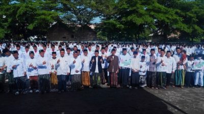 Wujud Kepedulian, Lazisnu Salurkan Beasiswa Kepada 89 Santri Darul Ulum Jombang di Hari Santri