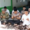 Menyongsong Muktamar NU: Syuriah PCNU Jombang dan Jajaran Polres Ziarah Muassis di Tambakberas