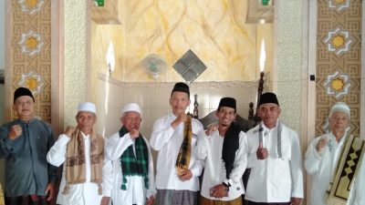 Safari Jumat MWC NU Sumobito Perkuat Silaturahmi dengan Ranting dan Kiai Kampung